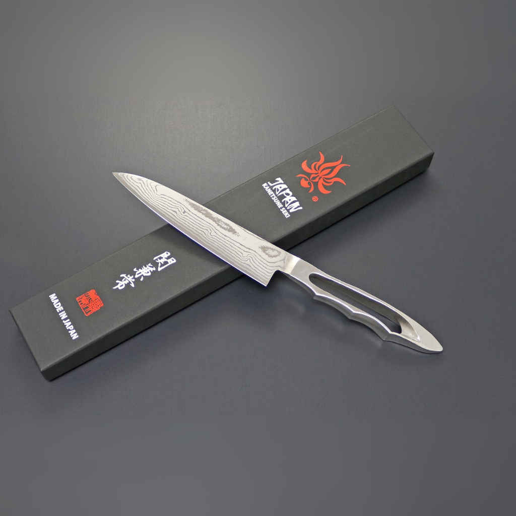 SEKI KANETSUNE SANNOIKE Series VG-10 17-layer Damascus Petty 120mm