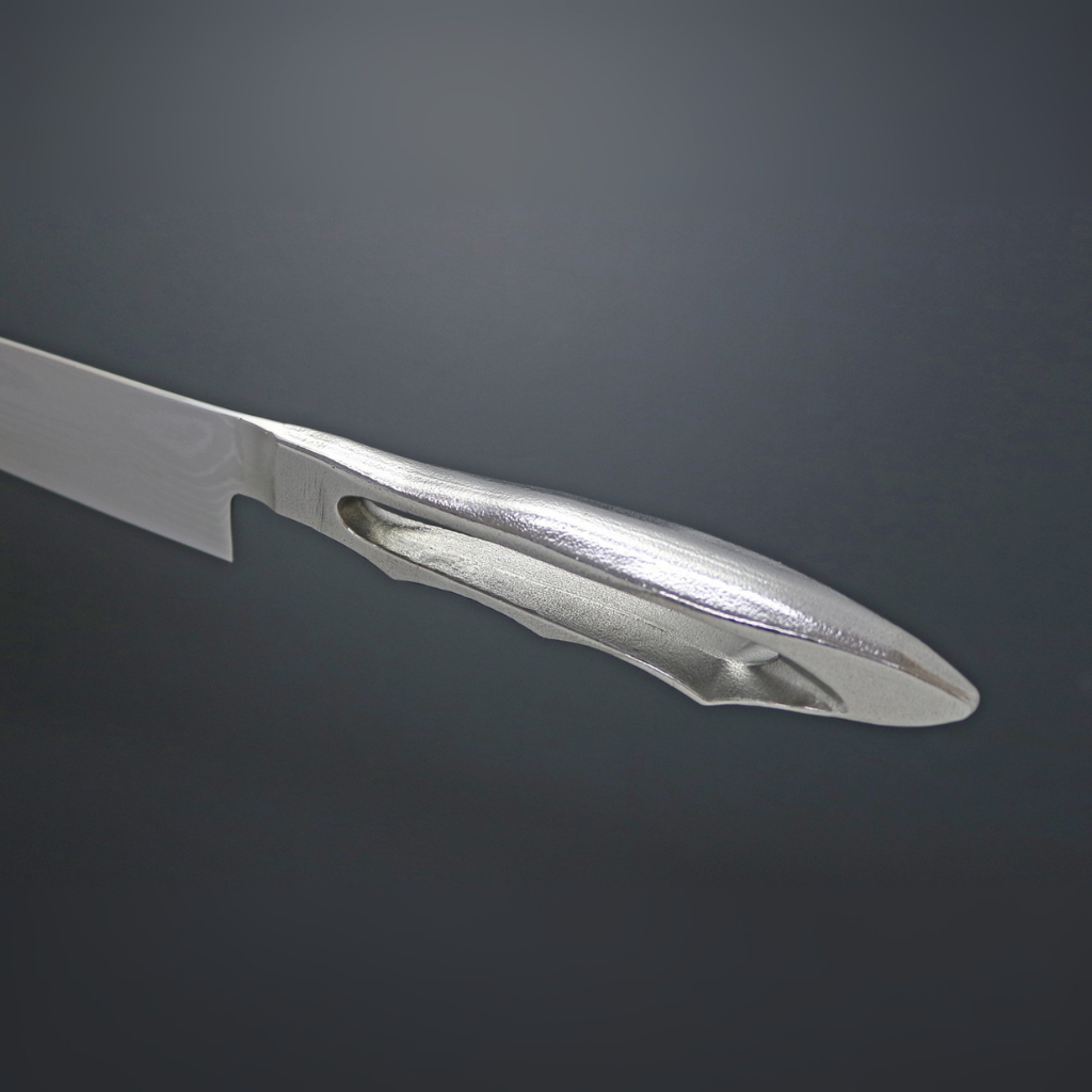 SEKI KANETSUNE SANNOIKE Series VG-10 17-layer Damascus Petty 120mm